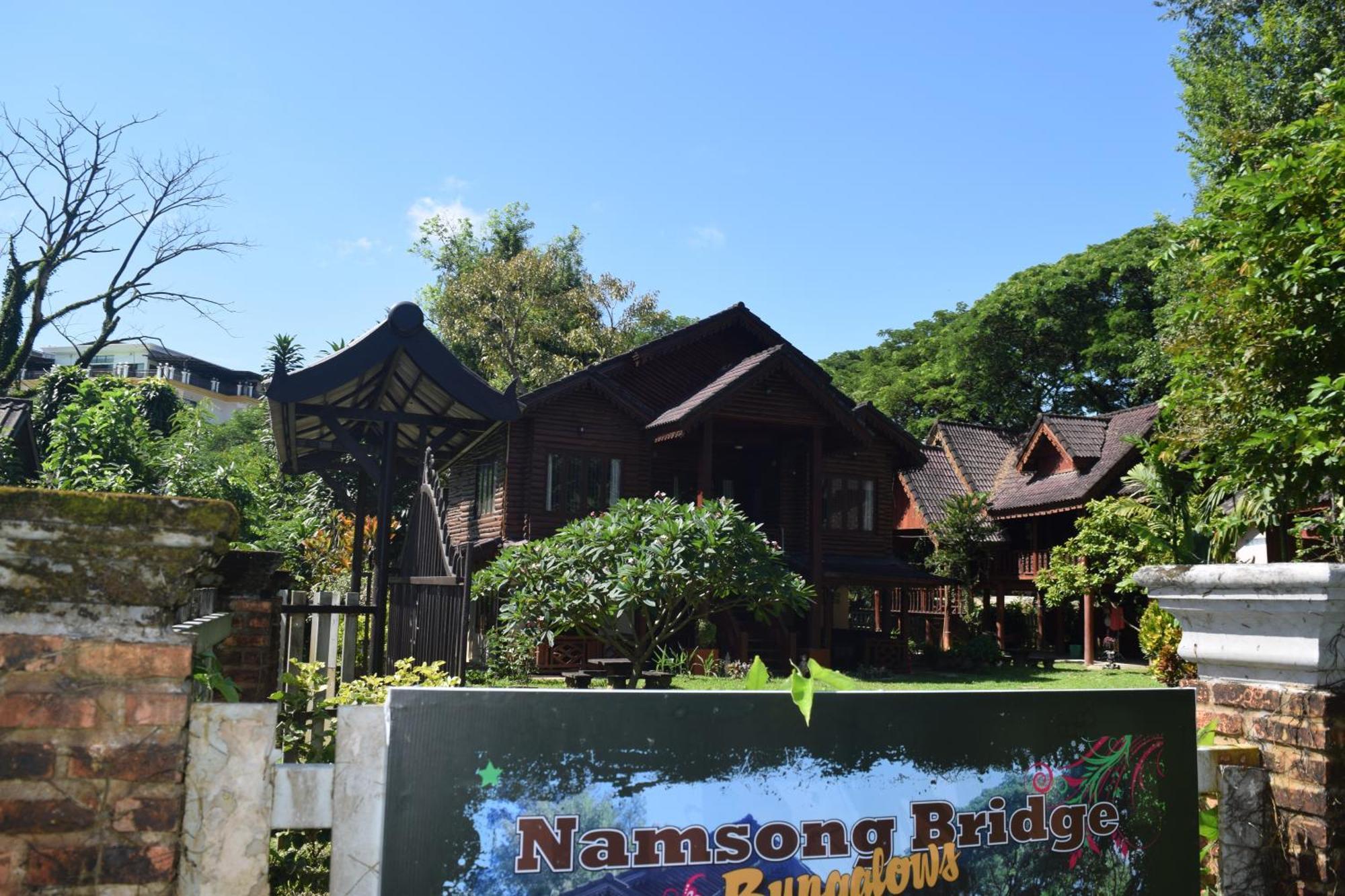 Namsong Bridge Bungalows วังเวียง ภายนอก รูปภาพ